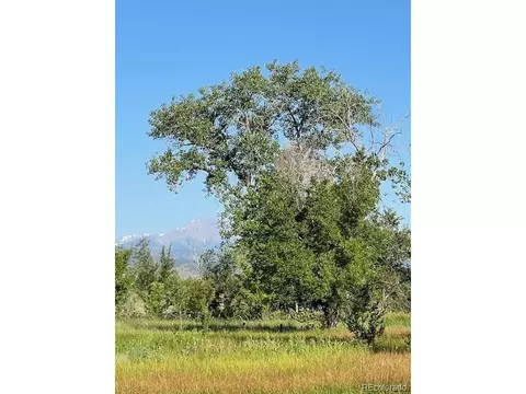 8523 Hygiene Rd, Longmont, CO 80503
