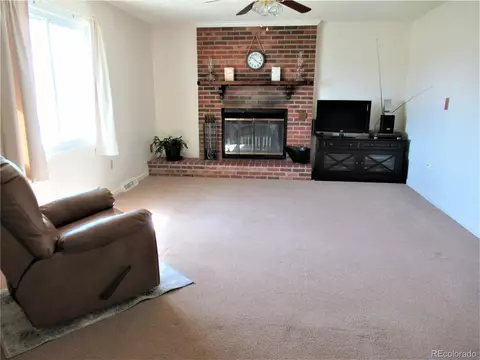 695 2nd St, Bennett, CO 80102 photo 6