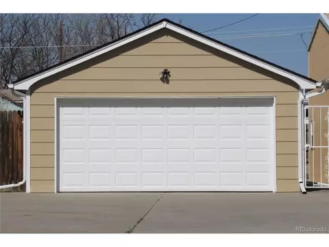 695 2nd St, Bennett, CO 80102 photo 23