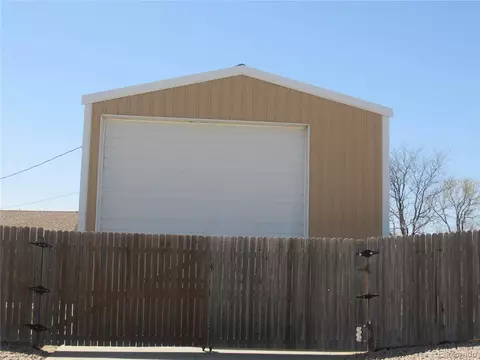 695 2nd St, Bennett, CO 80102 photo 25