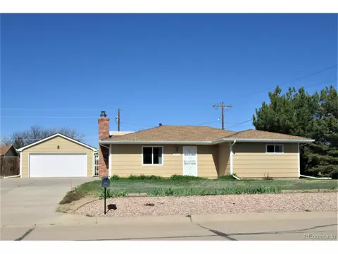695 2nd St, Bennett, CO 80102 photo 1