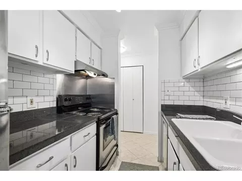 Kitchen - 7665 E Quincy Ave #7665-204, Denver, CO 80237 photo 4 of 4