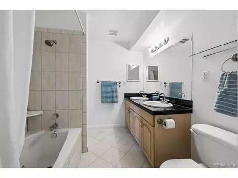 Bath - 7665 E Quincy Ave #7665-204, Denver, CO 80237 photo 2 of 3