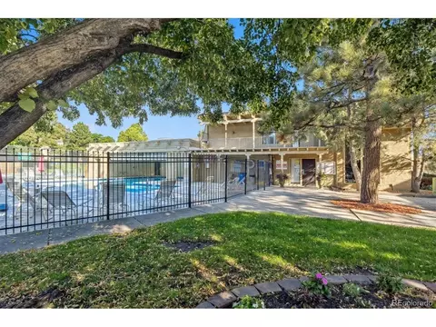 Exterior - 7665 E Quincy Ave #7665-204, Denver, CO 80237 photo 5 of 6
