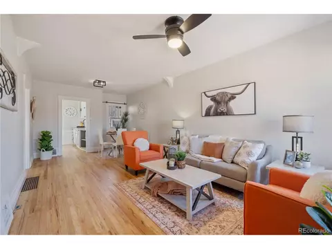 1544 Jackson St, Denver, CO 80206