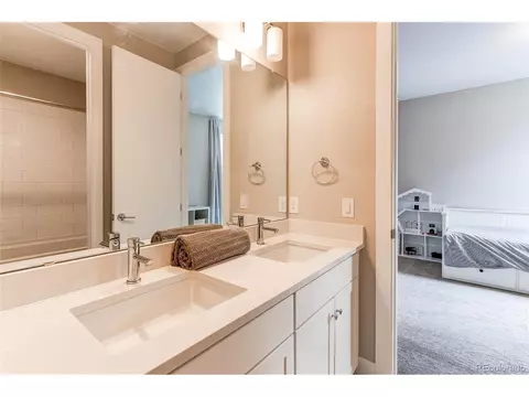 27446 E Costilla Dr, Aurora, CO 80016 photo 30