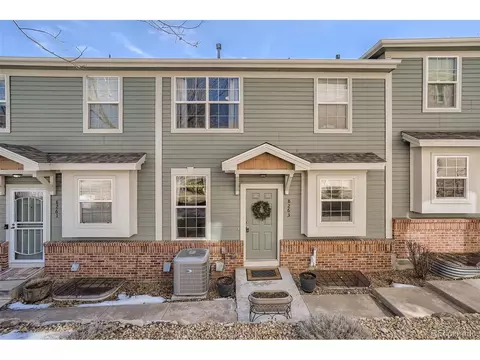 8263 W 54th Ave, Arvada, CO 80002 photo 2