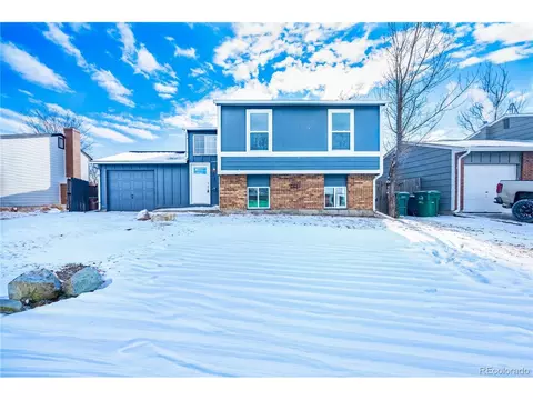 924 Madison Way, Bennett, CO 80102