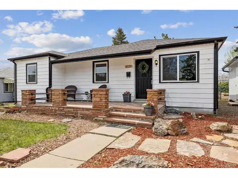 2120 Oak Pl, Thornton, CO 80229