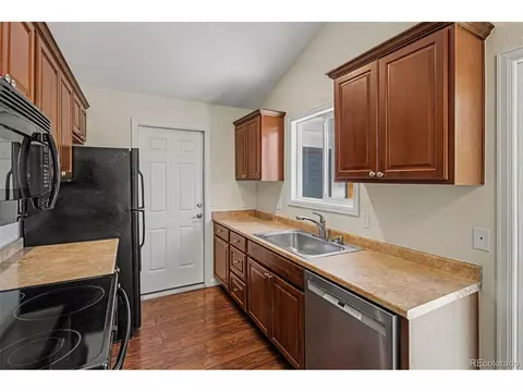 Kitchen - 17449 E Union Dr, Aurora, CO 80015 photo 1 of 4