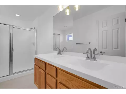 Bath - Undisclosed, Aurora, CO 80013 photo 2 of 4
