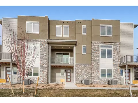 15563 W Washburn Cir, Lakewood, CO 80228