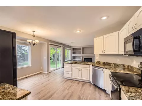 20481 E Mansfield Pl, Aurora, CO 80013 photo 9