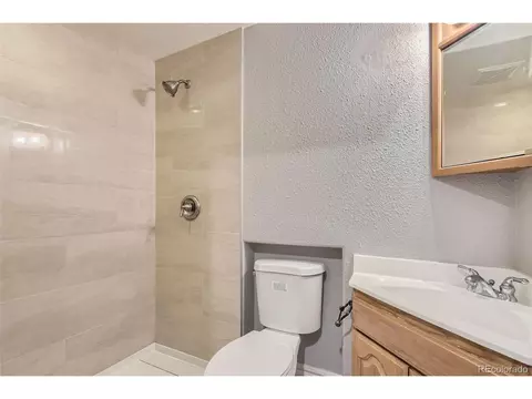 20481 E Mansfield Pl, Aurora, CO 80013 photo 18