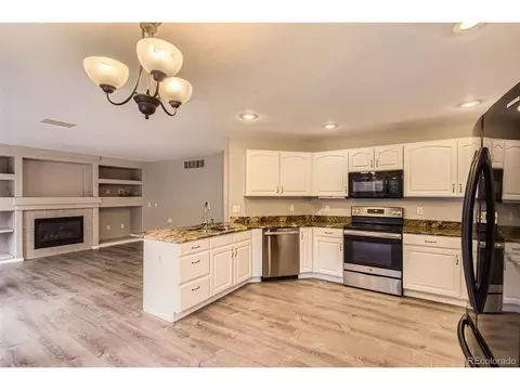 20481 E Mansfield Pl, Aurora, CO 80013 photo 6