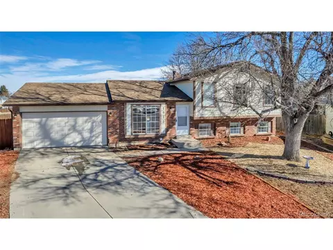 1912 S Truckee St, Aurora, CO 80013