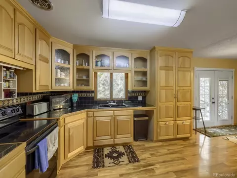 Kitchen - 21005 State Highway 7, Lyons, CO 80540 photo 1 of 1