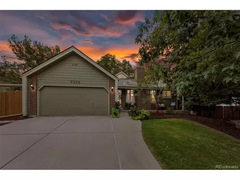 7374 S Crescent Dr, Littleton, CO 80120
