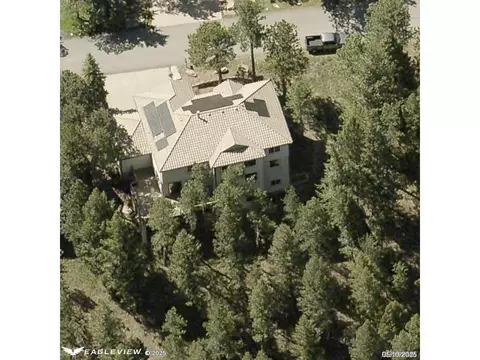 22141 Chippewa Ln, Golden, CO 80401