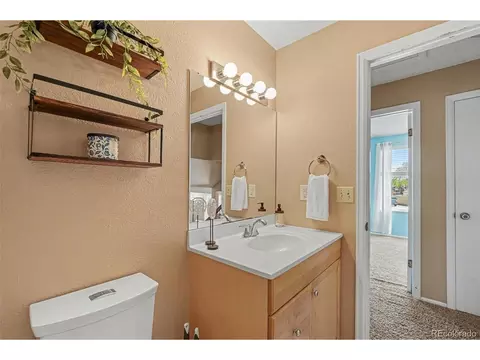 Bath - 17229 E Progress Ave, Centennial, CO 80015 photo 2 of 3