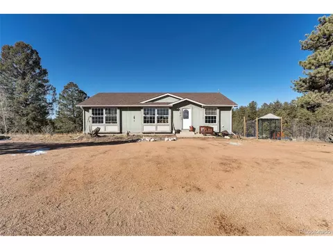 105 Shavano Dr, Florissant, CO 80816