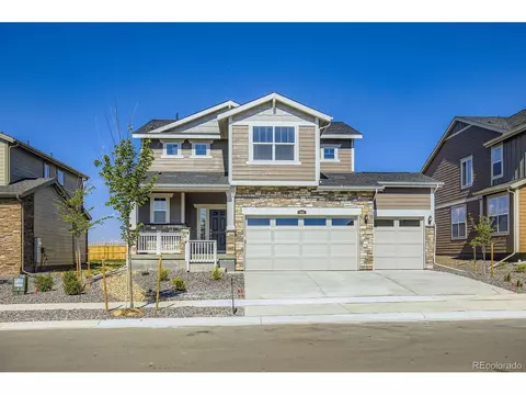 390 Donna Ln, Johnstown, CO 80534