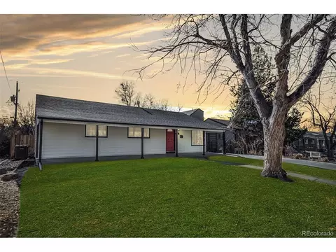 4698 E Bails Pl, Denver, CO 80222 photo 2