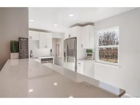 4698 E Bails Pl, Denver, CO 80222 photo 10