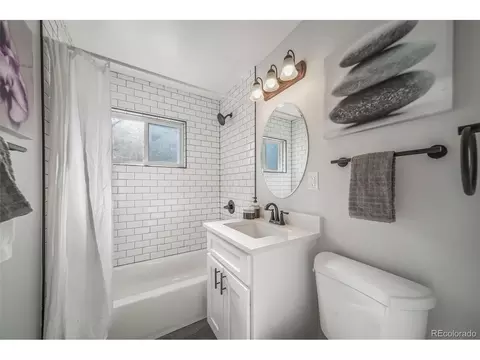 4698 E Bails Pl, Denver, CO 80222 photo 18