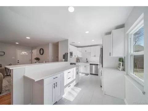 4698 E Bails Pl, Denver, CO 80222 photo 12