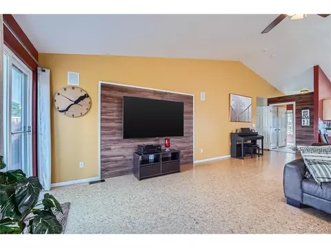 19069 E Baker Pl, Aurora, CO 80013 photo 6