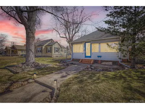 5668 S Foresthill St, Littleton, CO 80120