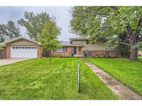 7162 S Platte Canyon Dr, Littleton, CO 80128