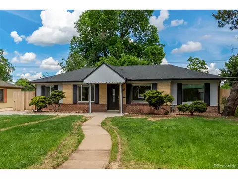 2850 Oneida St, Denver, CO 80207