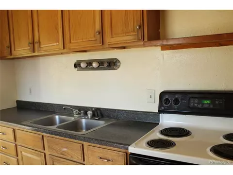 347 E 5th St, Walsenburg, CO 81089 photo 16