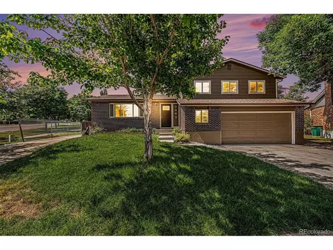 9449 W Burgundy Ave, Littleton, CO 80123