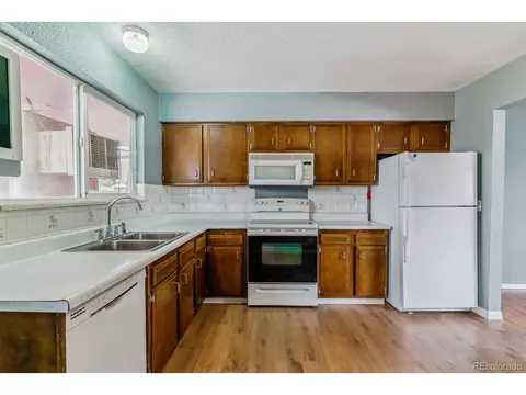 16588 E 8th Ave, Aurora, CO 80011 photo 6