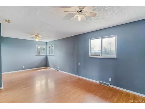 16588 E 8th Ave, Aurora, CO 80011 photo 9