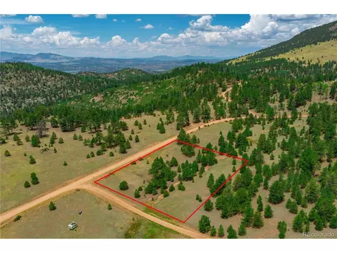 28 Penrose Cir, Cripple Creek, CO 80813