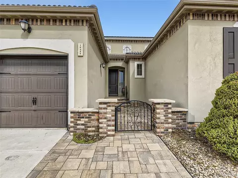 10489 Montecito Dr, Lone Tree, CO 80124 photo 2
