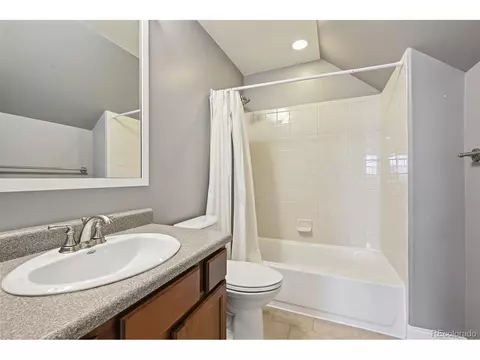 Bath - 8741 E 33rd Ave, Denver, CO 80238 photo 4 of 5