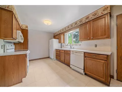 6025 Simms St, Arvada, CO 80004 photo 9