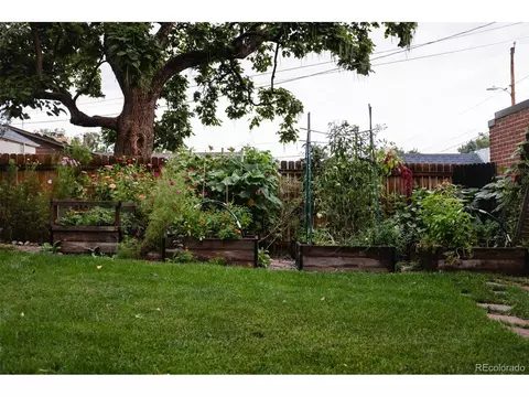3010 Cherry St, Denver, CO 80207 photo 32