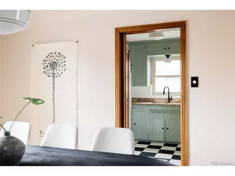 3010 Cherry St, Denver, CO 80207 photo 10