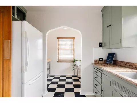 3010 Cherry St, Denver, CO 80207 photo 12