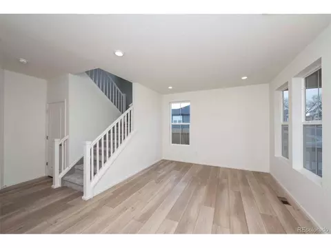6004 E 154th Pl, Thornton, CO 80602 photo 4