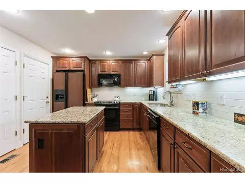 13751 E Marina Dr #B, Aurora, CO 80014 photo 11