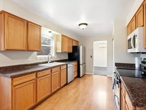 Kitchen - 14915 E Mexico Dr, Aurora, CO 80012 photo 2 of 2