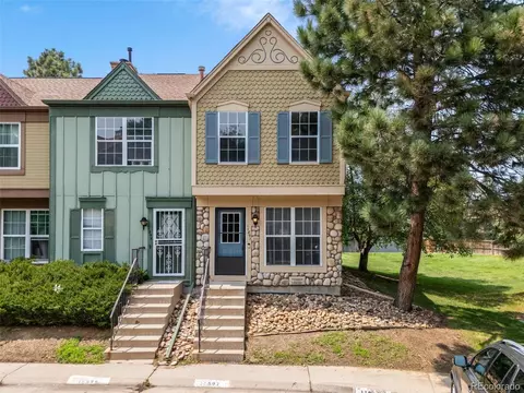 11897 E Kepner Dr, Aurora, CO 80012 photo 2