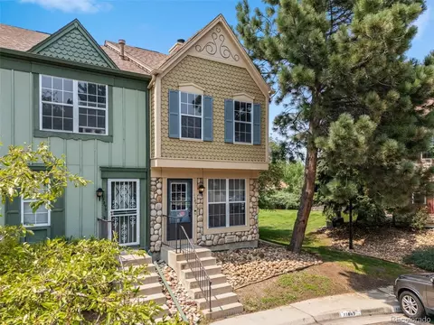 11897 E Kepner Dr, Aurora, CO 80012 photo 3